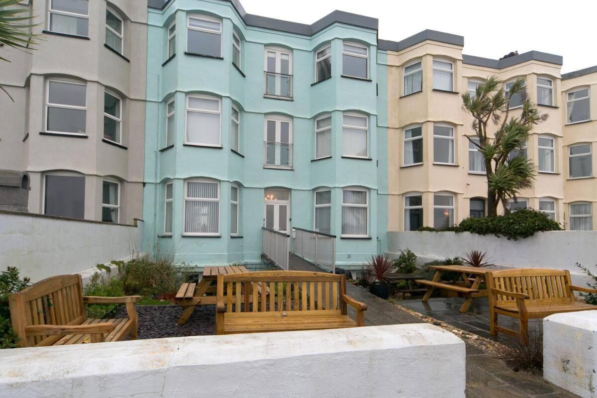 Pass The Keys Hafan Stylish 2 Bedroom Sea View Apartment Pwllheli Exterior photo