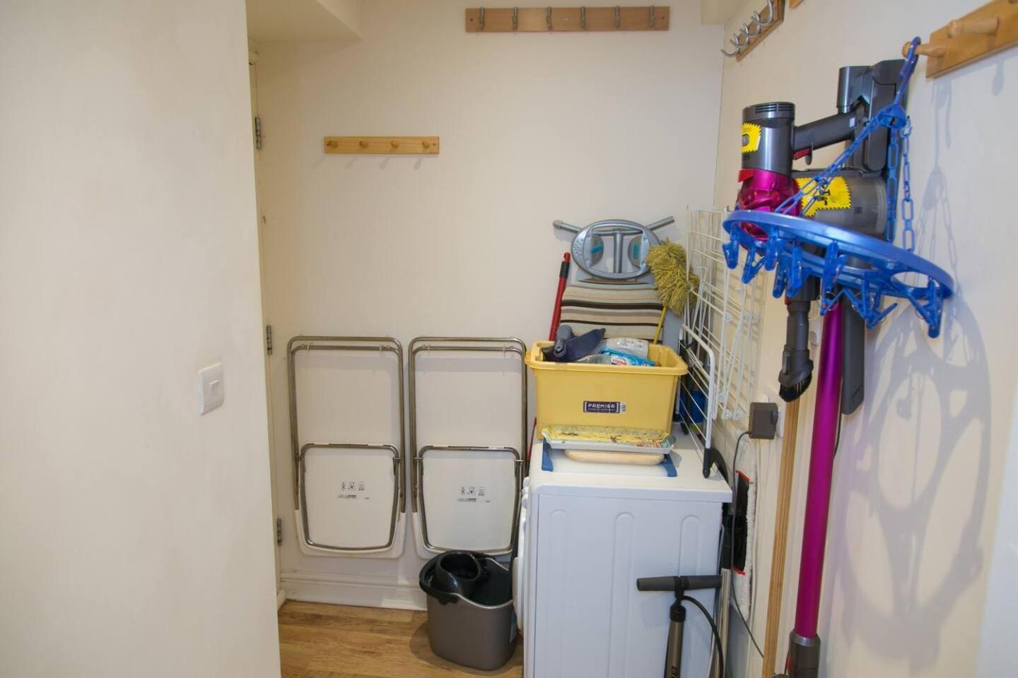 Pass The Keys Hafan Stylish 2 Bedroom Sea View Apartment Pwllheli Exterior photo